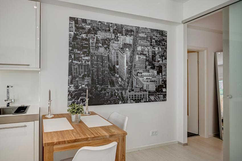Cozy Modern Apartment With Garden In The Center Next To Oktoberfest München Buitenkant foto